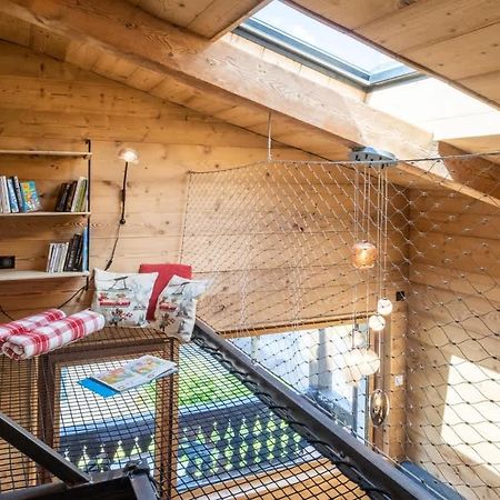 Chalet Racar Pour 4 Personnes, Centre Ville Et Vue Sur La Montagne Chamonix Exterior photo